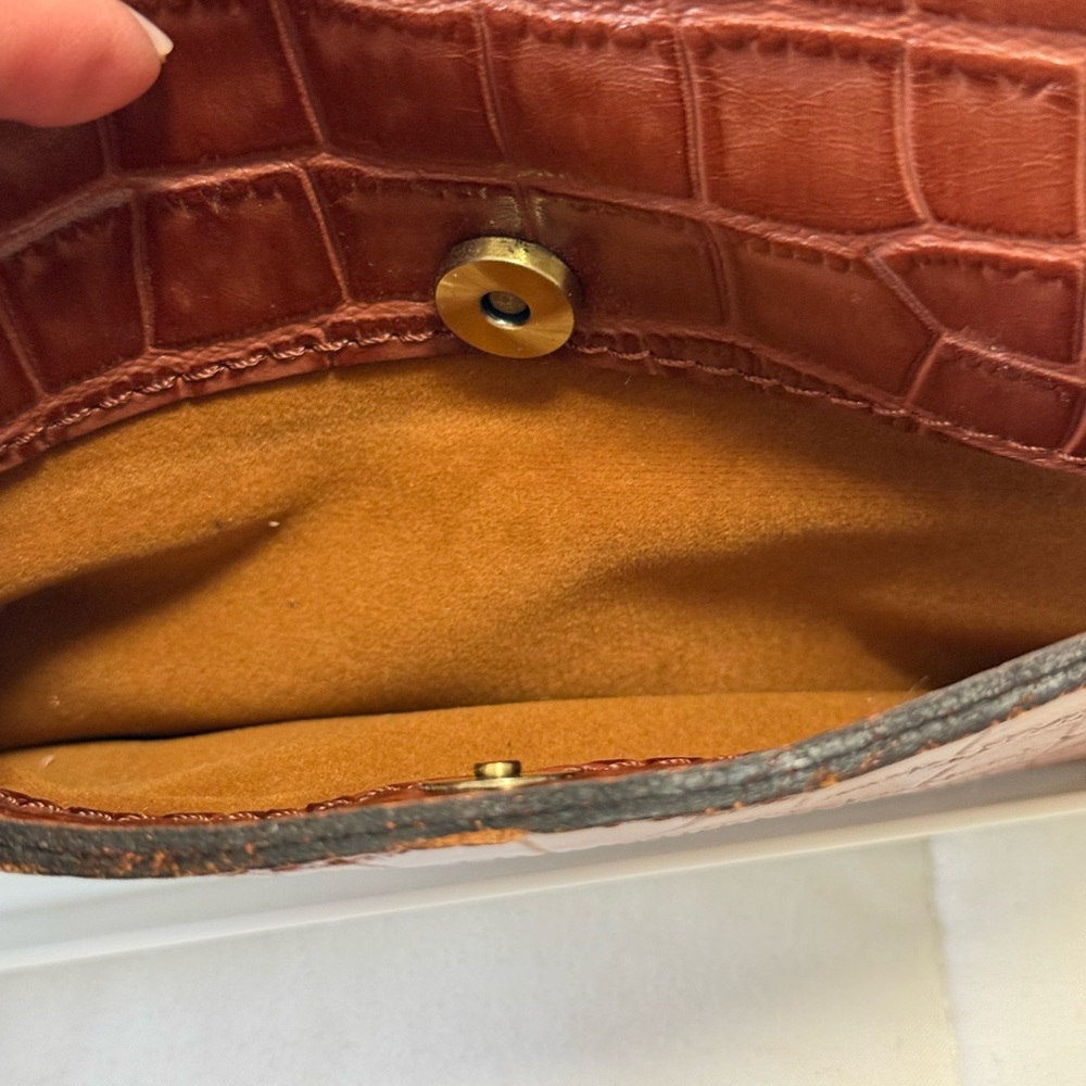Patricia Nash Brown Croc-Embossed Crossbody Bag turn lock flap purse - Picture 6 of 12